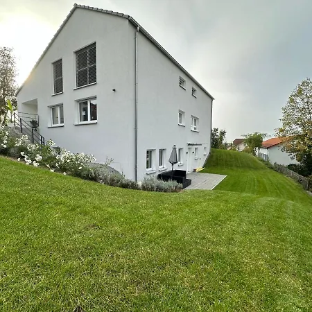Modernes Mit Eigener Terrasse & Garten Apartamento Aalen